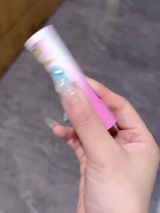 可爱库洛米草莓熊充气防风打火机卡通粉焰炫酷夜光创意男女友礼物