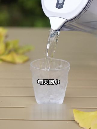 一壶矿泉水,养一生幸福,轻便小巧的易思倍超滤水壶搞活动啦#espares易思倍#滤水壶#净水器#双11#无限回购的宝藏单品