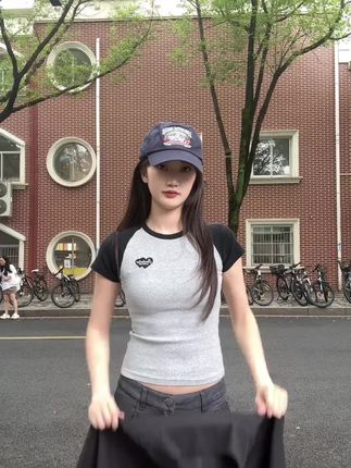 夏天男生都给我注意防晒! #普通男生如何穿出cleanfit  #懒人穿搭一秒出门fitcheck #男生夏日短袖穿搭模板 #防晒衣