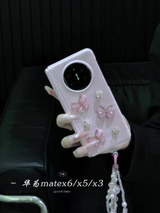 绝美啊~这个丝绒diy山茶花蝴蝶壳真的太惊艳啦!一整个爱住了 #华为matex6 #华为matex5 #手机壳 #华为matex3 #仙女必备