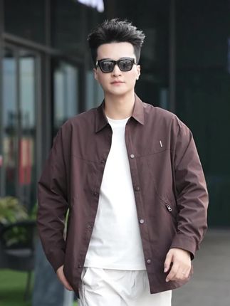 男士夹克外套,超有型,穿上显年轻!老婆都夸我眼光好!#新款 #男士外套