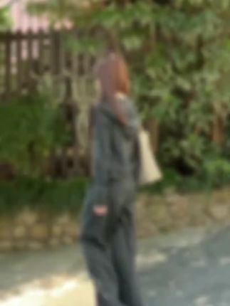 秋冬穿这件连帽套装时尚两件套连帽卫衣两件套,显瘦又减龄