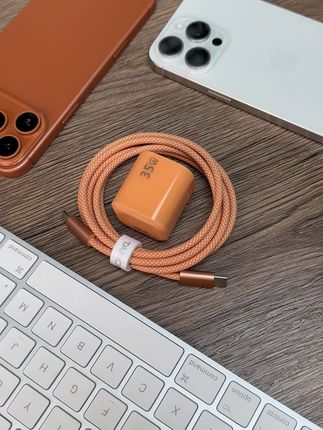 如果你也准备入手新的iPhone17,那你一定不能错过这款充电器。#一代人有一代人的开学装备#iPhone17#苹果手机
