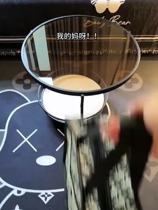 妈呀!这个化妆包也太能装了吧!出门有它一个就够了!简直是行走的梳妆台!# 化妆包 # 收纳整理 # 大容量化妆包推荐