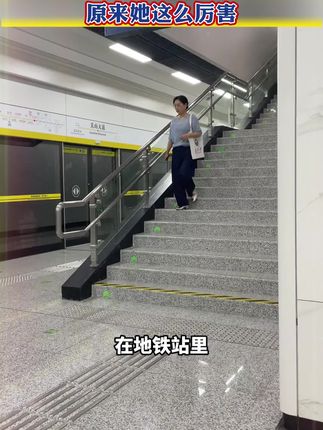 这套厚厚的益智动脑有400问,每晚睡前陪孩子玩,锻炼专注力和逻辑思维能力 #猜谜语 #脑筋急转弯 #思维训练