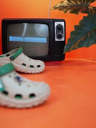 增高显瘦!木林森厚底#透气#洞洞鞋,秒变长腿神器!