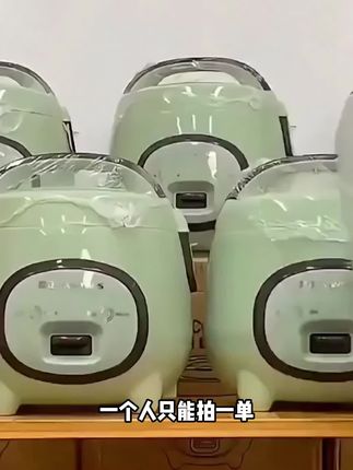 智能电饭煲,一键操作,智能触控,做饭更舒适!