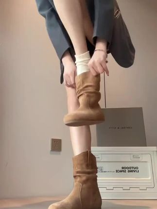 被硬控了!人真的反复爱上卡其色系~