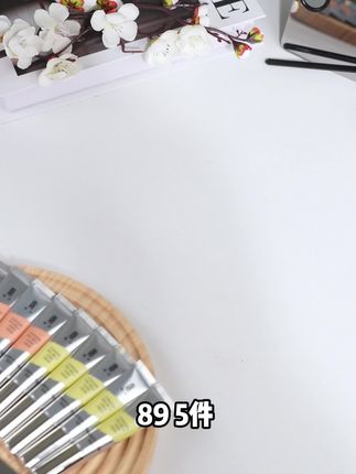 家人们谁懂啊,就这个小遮瑕,一天刷到无数回,我都没有买我姐居然买了