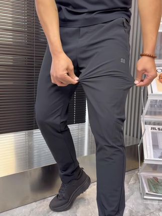 男人过了30岁,不要穿得像大叔!这款休闲裤,帅气又显年轻!