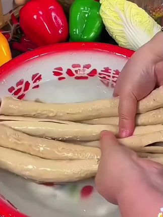 开江豆笋入口细腻,劲道有弹性,清炒,凉拌,烧肉都可以。#嘎嘎好吃 #家常菜
