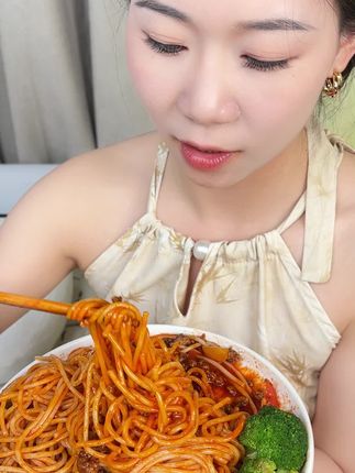 #意大利面 的大大大羊毛!到手一箱9盒才这价,数量不多,快薅!#速食美食 #意面 #这一碗好过瘾 #灵魂