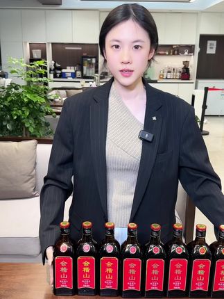 绍兴酿,绍兴产,并且从绍兴给您发,这才是真正的正宗绍兴黄酒!糯米酿造,自然发酵,自然陈化