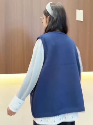 小孕妇们衣服版型只要选对,大肚子也是时尚单品,怀孕这样穿比没怀孕的时候还要美太多了#孕妇装#孕期穿搭