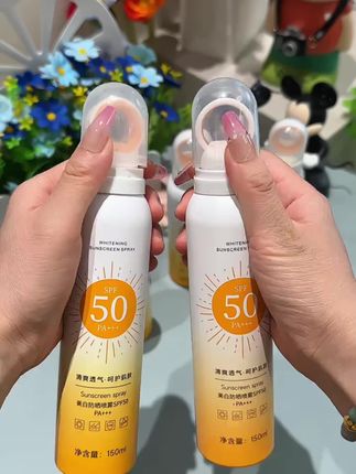 SPF50+高倍防护,防水防汗不黏腻,海边狂欢也不怕黑!#防晒喷雾#防晒#夏季必备# 防水防汗#美白防晒喷雾#高倍防晒