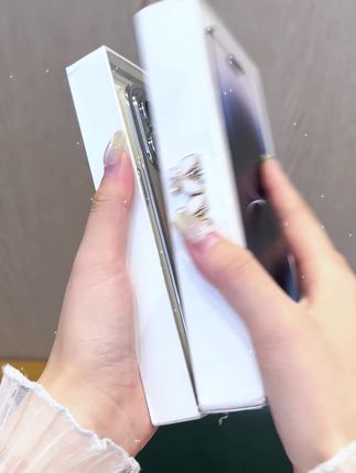 【苹果/华为/oppo/vivo/小米】适用饼干开心大视窗手机壳防摔套女款