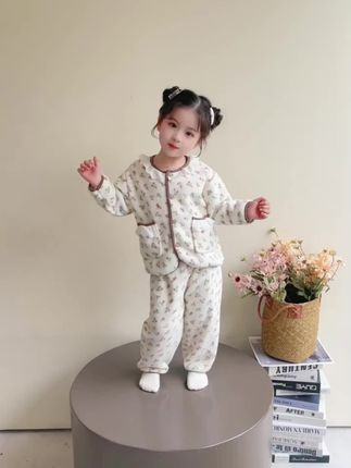 这个秋天,给女儿安排上超甜的家居服了吗?
