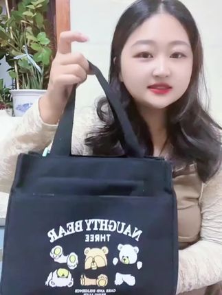 快来看看我的包包!它不仅颜值高,还特别实用!它有很多个口袋,找起物品来很方便#包包推荐 #母婴好物 #平价包包